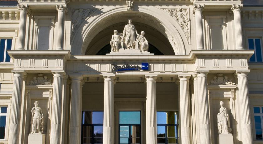 Отель Radisson BLU Hotel Nantes