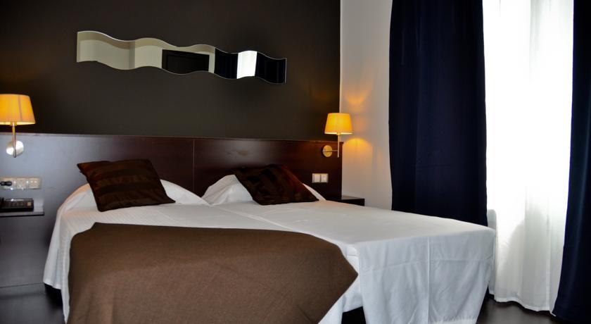 Гостевой дом Hostal La Rotonda