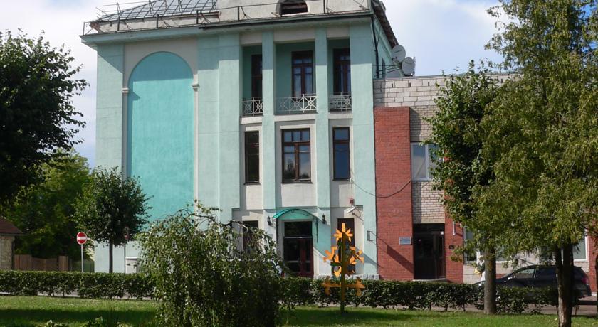 Отель Hotel Ludza