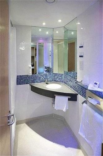 Отель Holiday Inn Guildford
