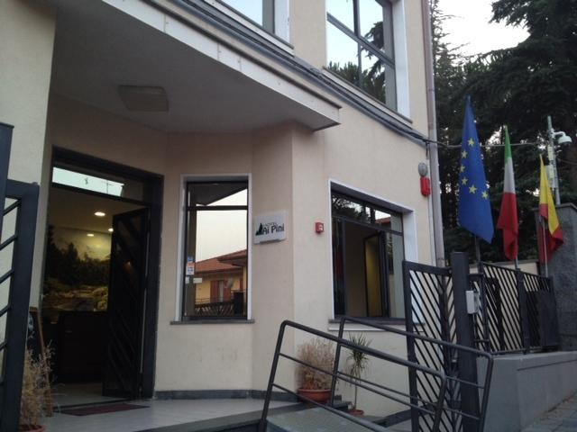 Отель Hotel Ai Pini