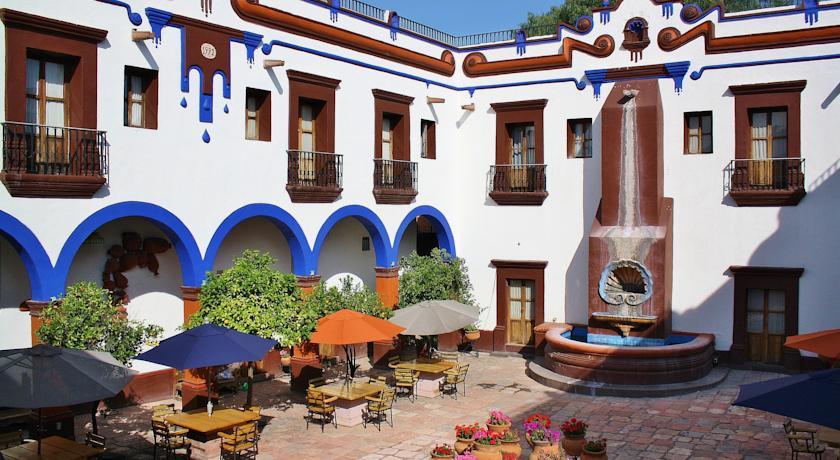 Отель Meson de la Merced Hotel & Suites
