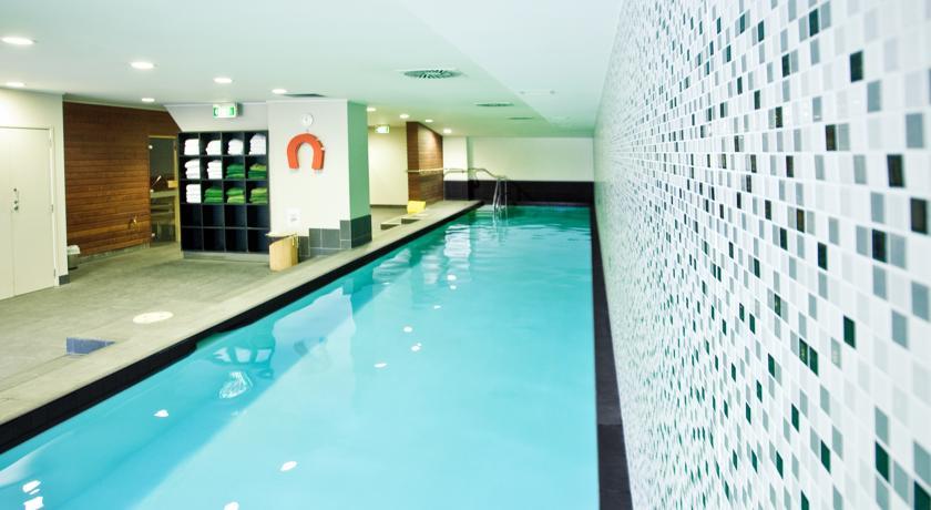 Отель Rydges Wellington