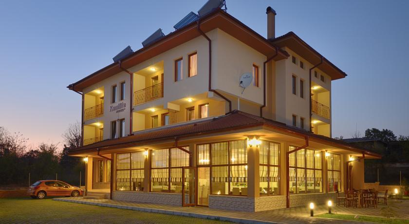Отель Kamilite Family Hotel