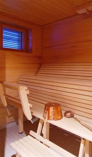Отель Harriniva Holiday Center