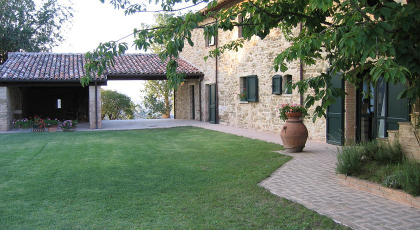 Отель Azienda Agraria Montelujano