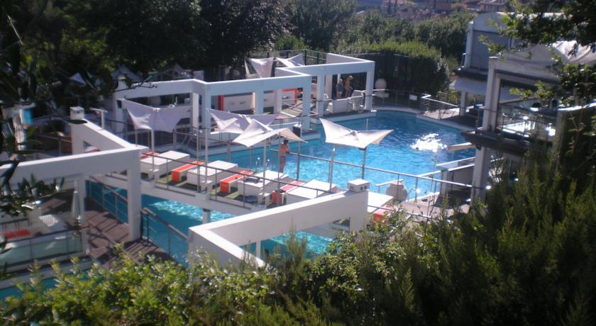 Отель Hotel Prati