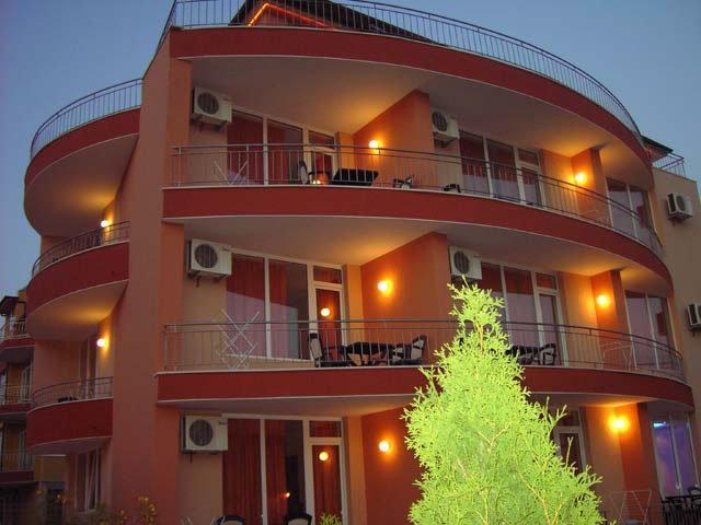 Отель Family Hotel Deja Vu