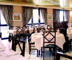 Отель Hôtel Balladins Grigny