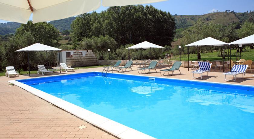Отель Il Borgo sul Lago
