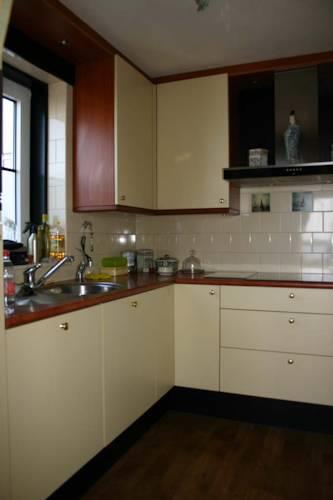 Апартаменты Strand Apartment