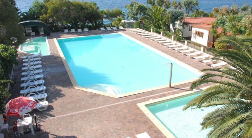 Отель Villaggio Dei Fiori