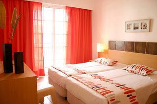Отель Aparthotel Aqua-Mar 