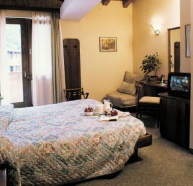 Отель Hotel Quadrifoglio