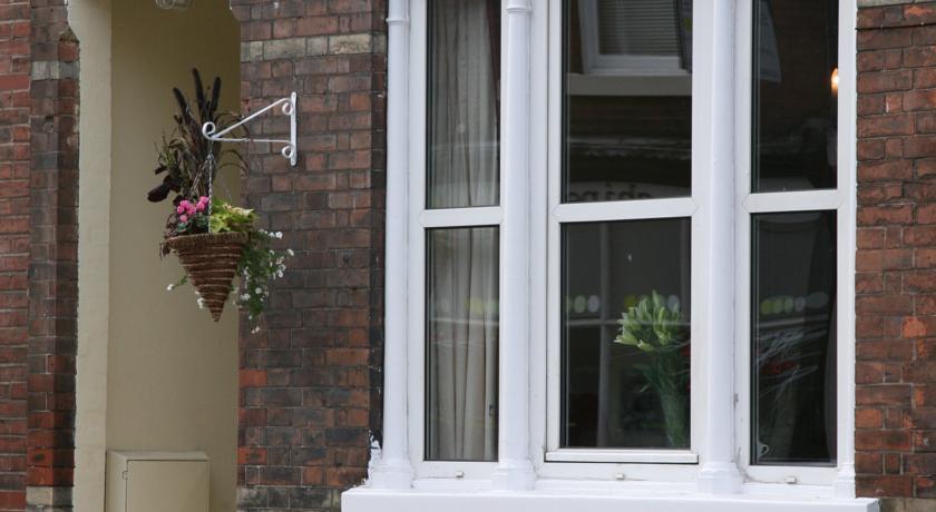 Гостевой дом Gillygate Guest House