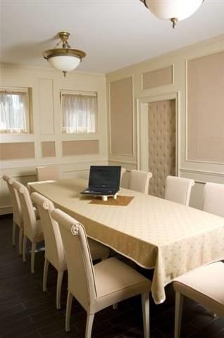 Отель Corvina Hotel-Restaurant
