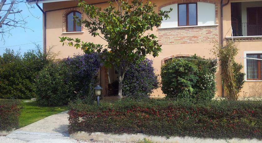 Отель Country House Il Papavero Rosso