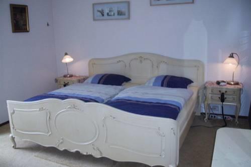 Отель Bungalow de Veluwe