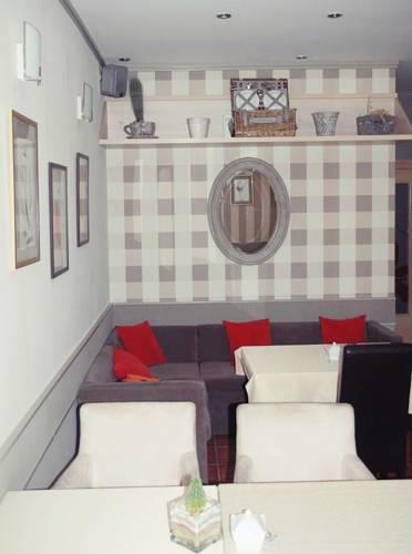 Отель Cvetni Konaci Hotel