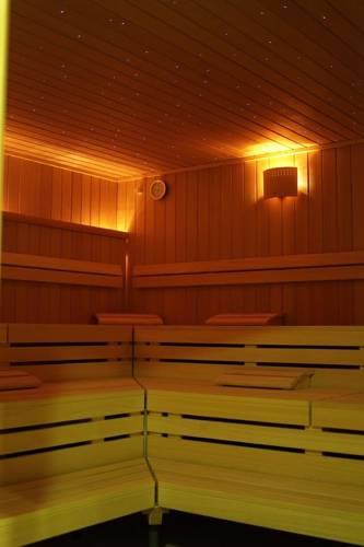 Отель Aquafit Sursee
