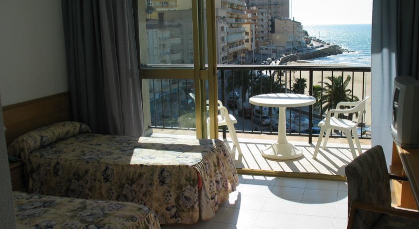 Отель Hotel Neptuno