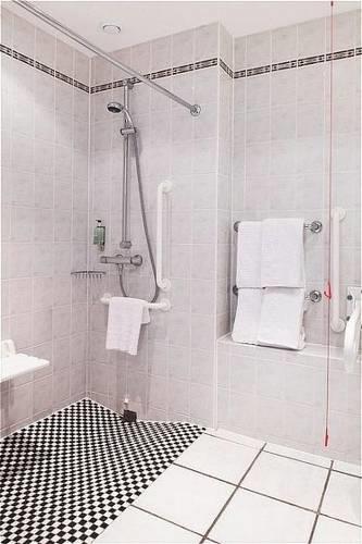 Отель Holiday Inn Express Liverpool-Albert Dock
