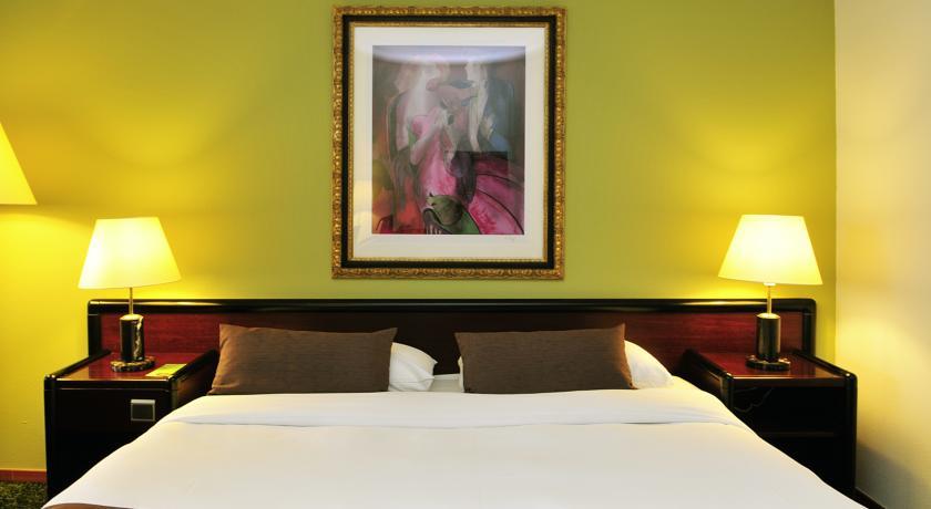 Отель Mercure Hotel Den Haag Leidschendam