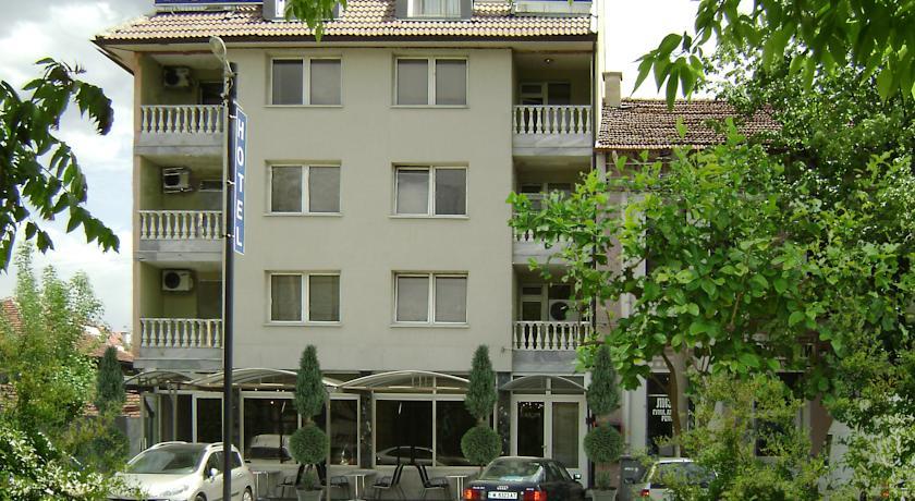 Отель Hotel Montana
