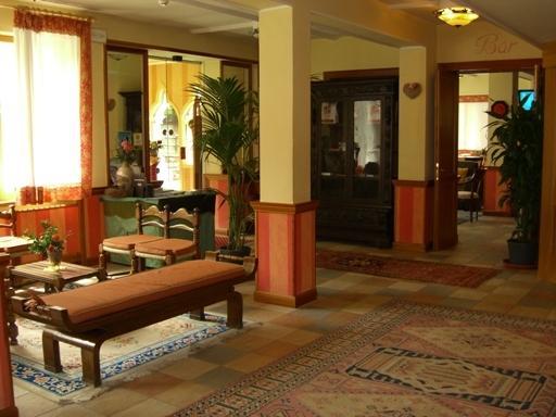 Отель Orovacanze Hotel Villa Emma