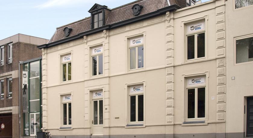 Хостел 3BE Backpackers Bed & Breakfast Eindhoven