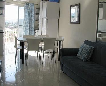 Отель Sandy Beach Apartments