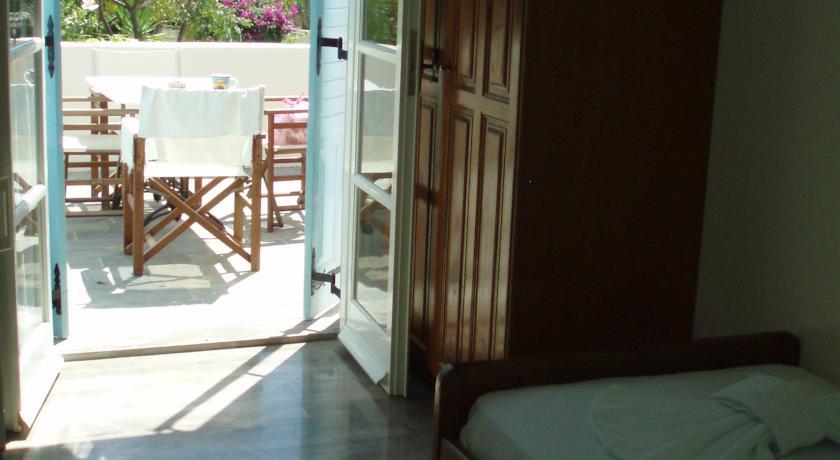 Апартаменты Villa Nikos Kamari