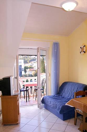 Апартаменты Apartments Lovrić