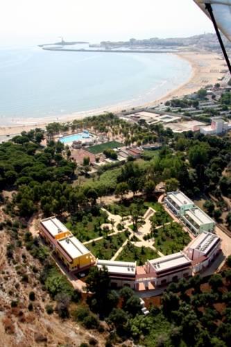 Отель Village Baia Turchese