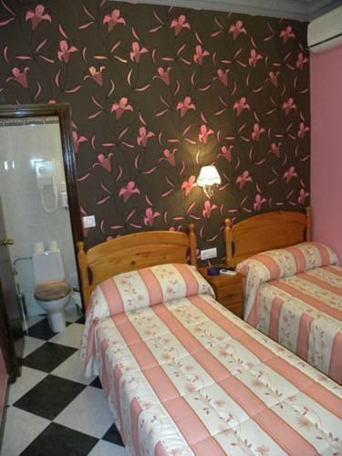 Гостевой дом Hostal Sevillana I