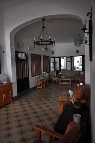 Апартаменты Hostal Villa Mercedes