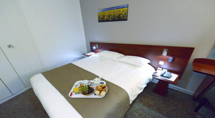 Отель Quality Hotel Pau Centre Bosquet