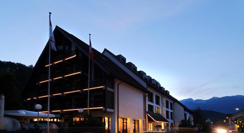 Отель Hotel Krone Sarnen