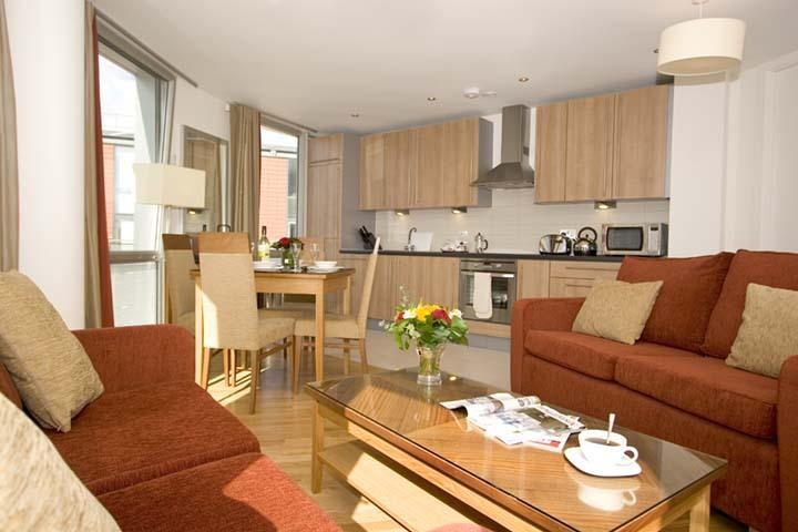 Апартаменты Premier Apartments Bristol Cabot Circus