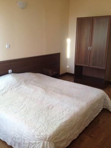 Отель Family Hotel Olimp
