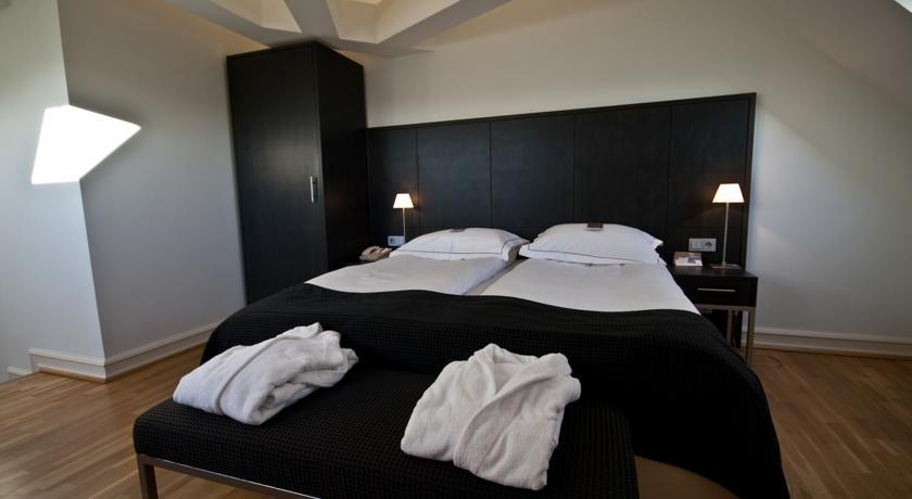 Отель Radisson Blu 1919 Hotel, Reykjavik