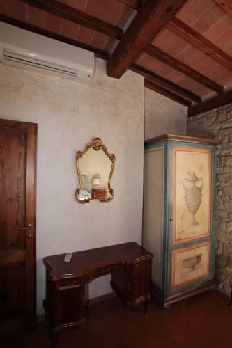 Отель Agriturismo Borgo dei Ricci