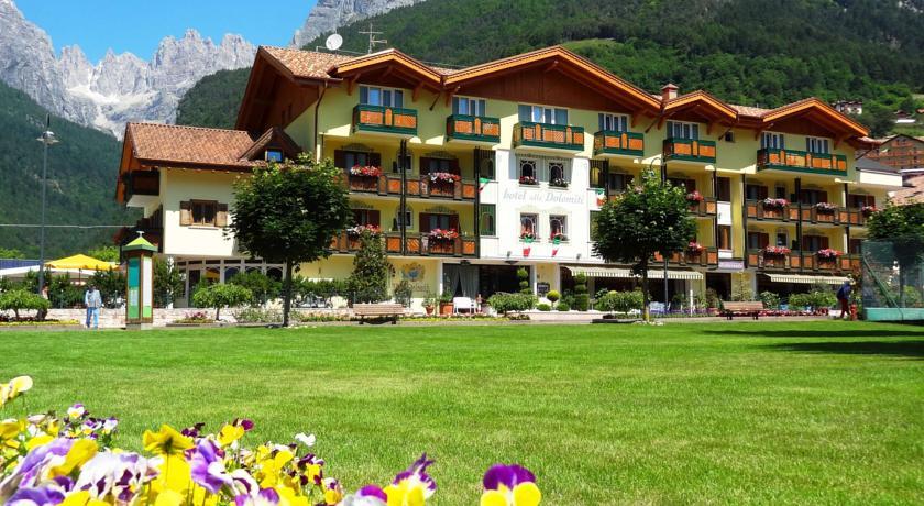 Отель Hotel Alle Dolomiti
