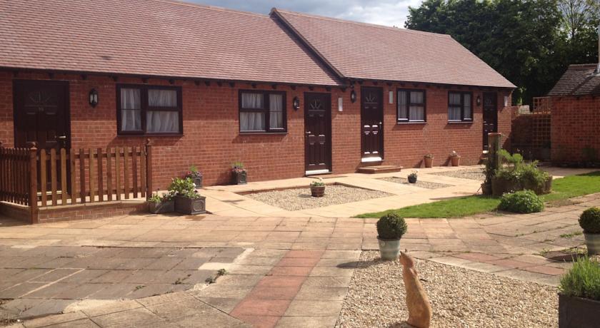 Гостевой дом Newent Golf Club and Lodges