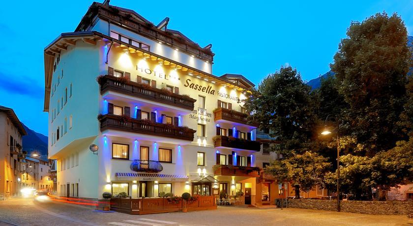 Отель Hotel Sassella