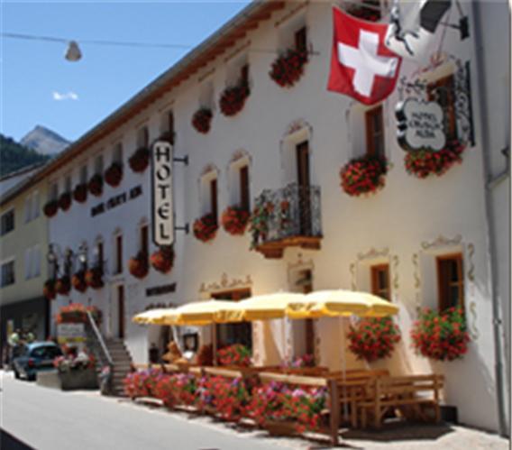 Отель Hotel Crusch Alba