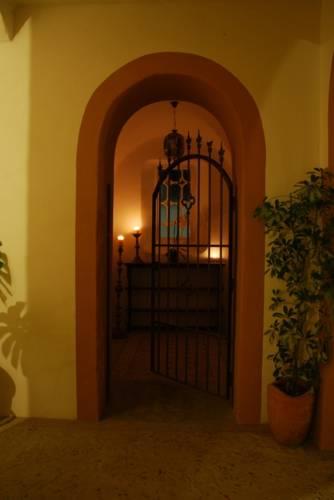 Отель Hacienda la Morena