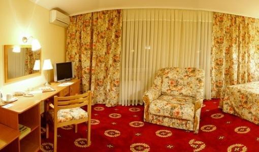 Гостиница Hotel Nadia