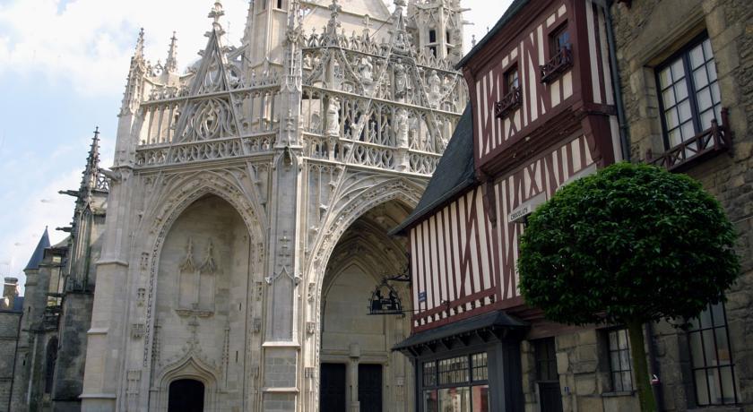 Отель Hôtel ibis Alençon