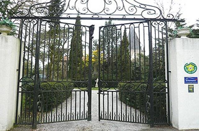 Мини-отель Château du Bois de La Noe